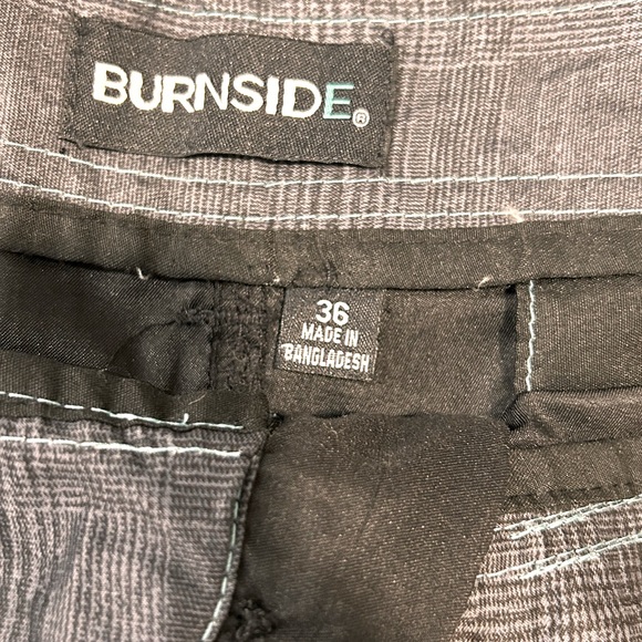 Burnside men’s  shorts - Picture 3 of 3